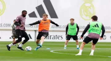 قبل الموعد المتوقع.. لاعب ريال مدريد يعود للتدريبات استعدادًا لمواجهة إشبيلية